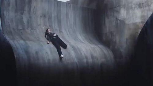 唇下深渊,揭秘神秘地壳裂缝的奥秘